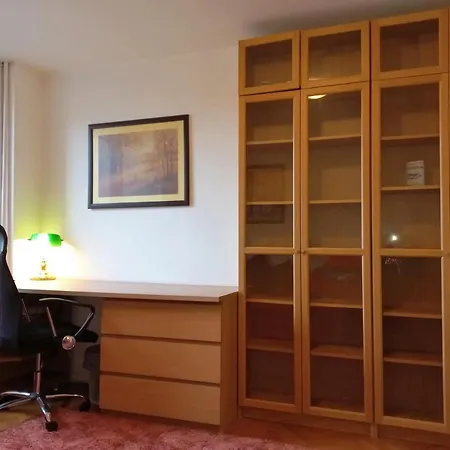 Pokoje Nowiniarska Nf Warsaw