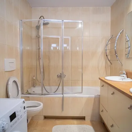 Guest house Pokoje Nowiniarska Nf Warsaw